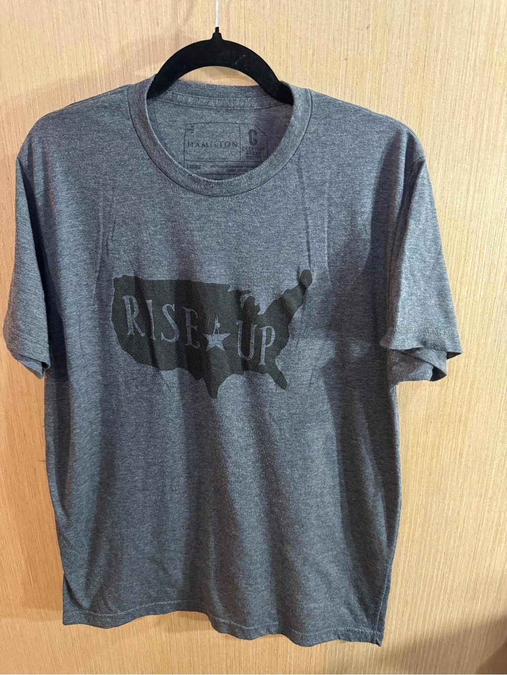 Hamilton Gray 'Rise Up' Map Graphic Short Sleeve Tee Size Large